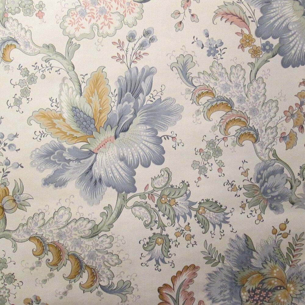 1970s Vintage Blue Floral Paisley Motif Wallpaper